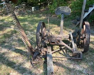Horse drawn sickle mower