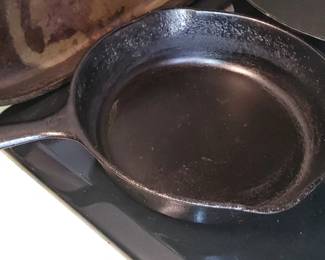 Early Wagner Ware #5 Sidney 1055 cast Iron Skillet