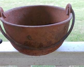 Antique cast iron  smelting pot blacksmith pot
