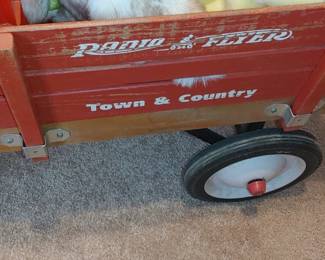 Nice radio flyer vintage Town and Country wagon