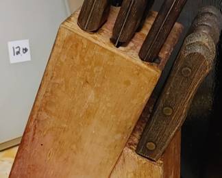 Homestead knife set