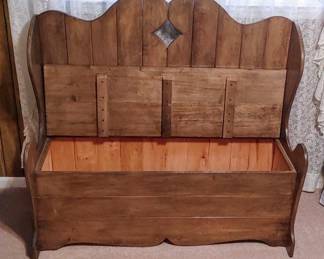 Handmade pine settle bench lift up storage seat
