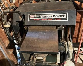 Planer molder