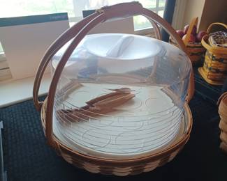 Longaberger cake carrier