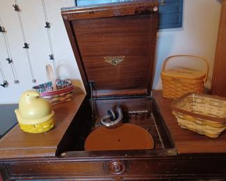 Vintage victrola