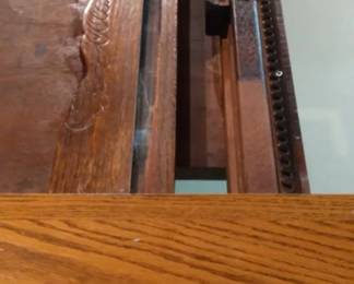 Hide away table leaf.