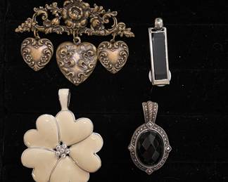 Brooches and pendants 