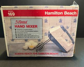 Hamilton Beach hand mixer vintage