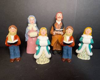 Vintage Wood World caroling family figurines