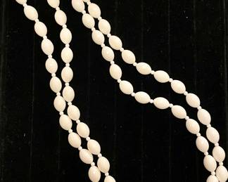 Faceted bead necklace vintage West Germany 