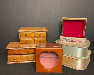 Collection of vintage jewelry boxes