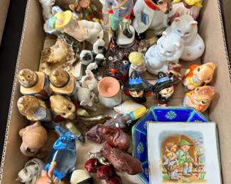 Salt and Pepper, Porcelain Collectibles