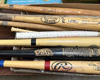 Louisville Slugger and More Baseball bats