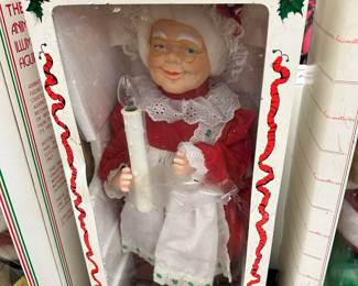 Animated Mrs. Claus
