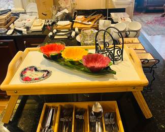 Lots of great kitchenware