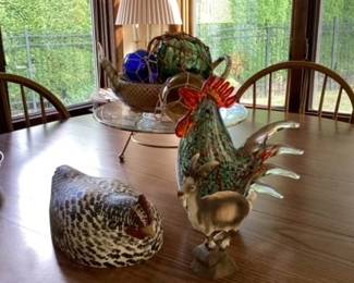 Murano glass rooster has been sold.