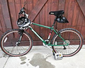  Schwinn 26" "Mesa" Mountain Bike with 24 Speeds, Shocks & Built in Tire Pump- Includes Helmet & Clipless Pedal Set 