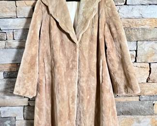 Amazing beaver fur coat