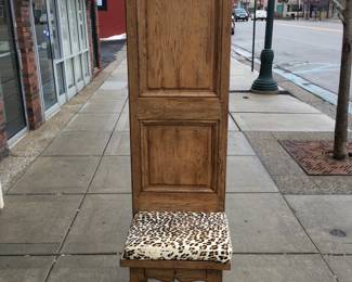 Hall Chair 
