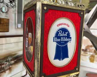 Beer Sign, Lights & Rotates 