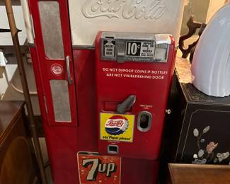 Coca Cola Machine Working Condition 