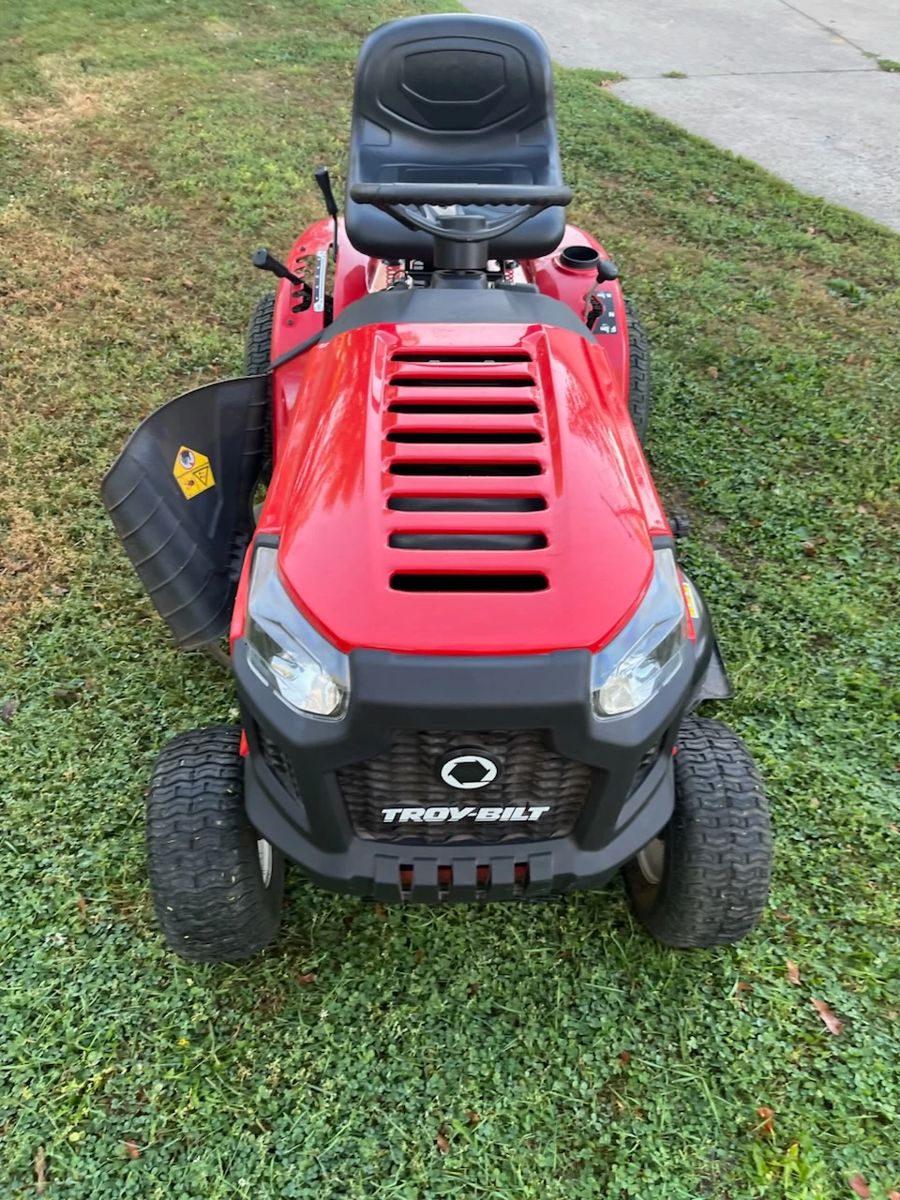 Norwood Young America Estate Sale starts on 10/11/2024