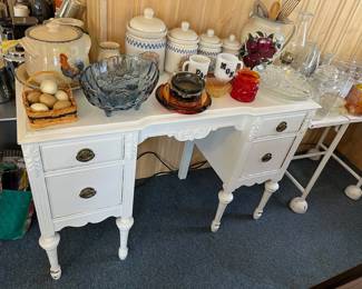 Vintage Elegant Desk