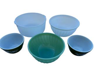 Vintage Pyrex and Fire King