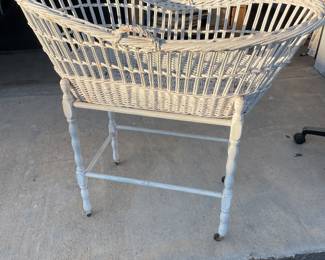 Vintage wicker bassinet 