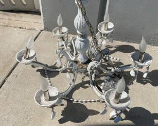 Shabby chandeliers 