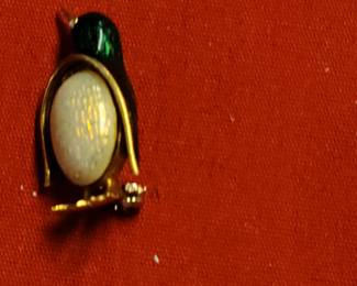 Antique 18K penguin