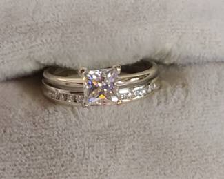 14K wedding set with 1ct center stone
