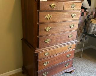 Tall chest