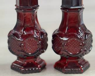AVON Vintage Cape Cod Salt and Pepper Shakers, Ruby Red ,1876 Cape Cod Collection, Commemorate Pattern, Dark Red Glass Shakers
