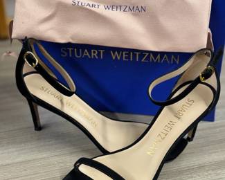 Stuart Weitzman Suede Sandals. With box. Size 8.5