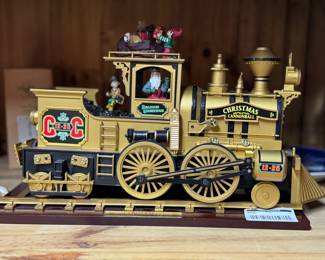 Gold Label Mr. Christmas Cannonball Train Display