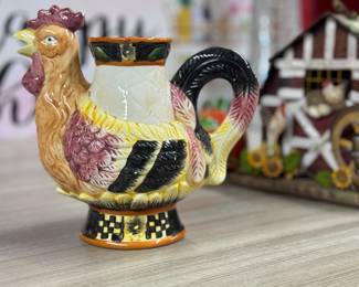 Roster Tea Pot