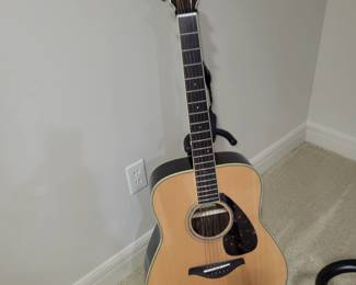 Yamaha guitar