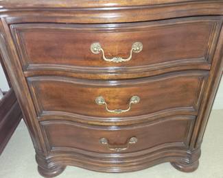 Bernhardt 3 drawer chest