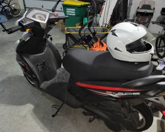 Blade street legal scooter, 1600 miles