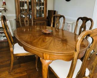 Thomasville Dining table Set with Breakfront
