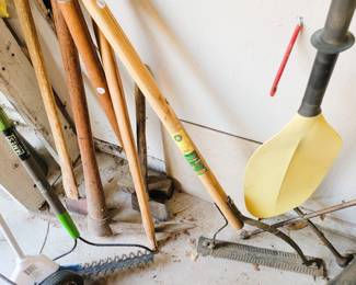 Long handle garden tools. Kayak paddle (no boat)