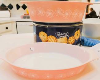 Pyrex pink daisy casserole dishes