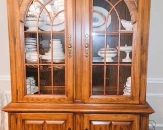 Thomasville Dining table Set with Breakfront