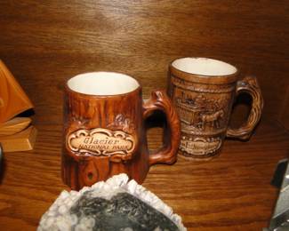 Vintage souvenir cups