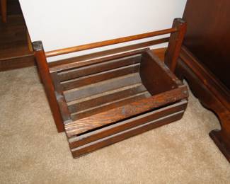 Vintage egg gather crate/basket