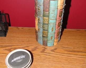 Pencil holder