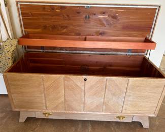 Lane AltaVista Virginia Mid-Century Modern Cedar Chest 1971