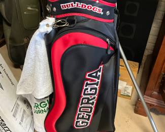UGA Bulldogs golf bag.