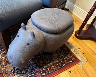 Hippo w/ Storage 